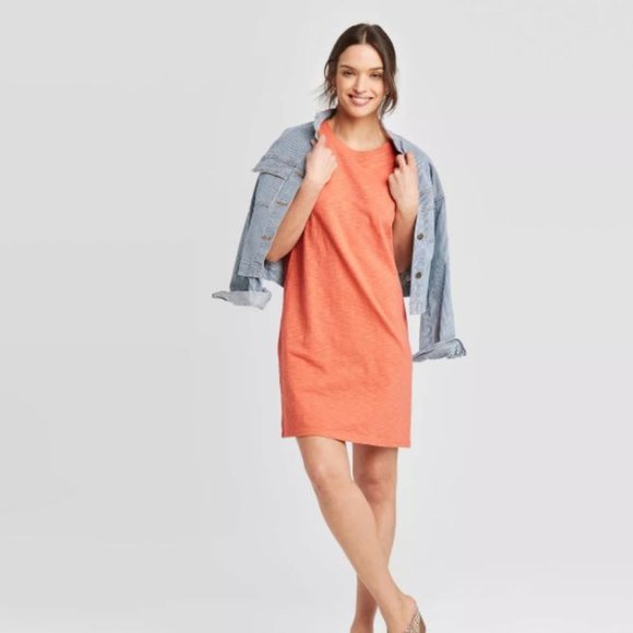 Universal Thread Dresses & Skirts - Universal Thread Women's Coral T-Shirt Dress S